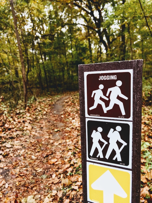 hiking trail head