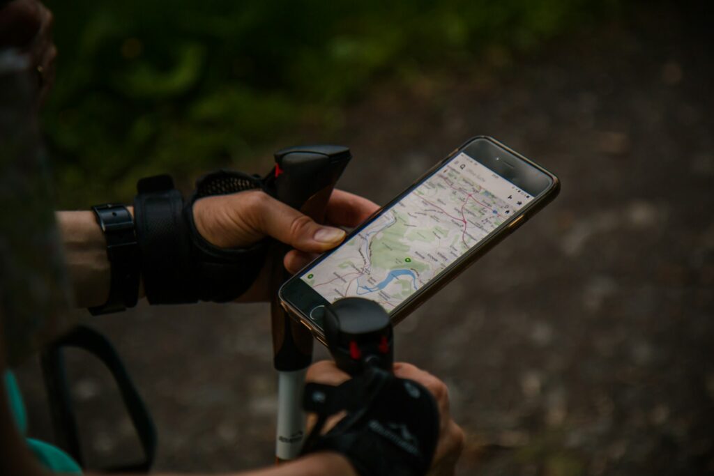 How to conserve phone battery life while hiking